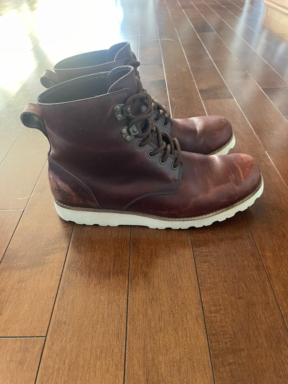 UGG Men's Ritter Boot - Picture 7 of 8
